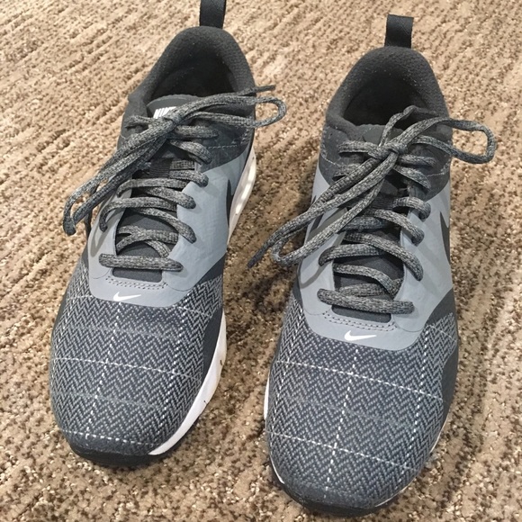 nike air max tavas gray